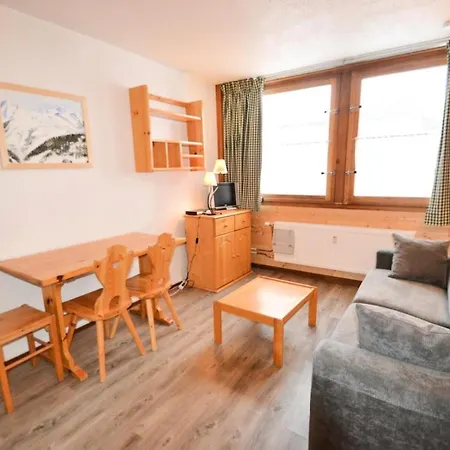 L'everest - 2 Pers- L'everest - 015ev- Plagne Centre Mae-1774 Apartment La Plagne